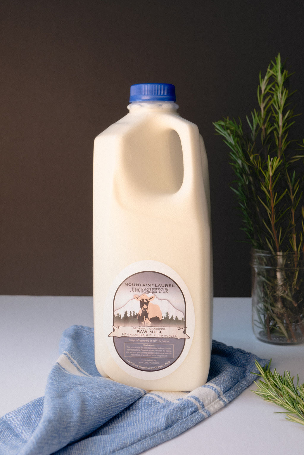 Raw Milk (1/2 gallon)